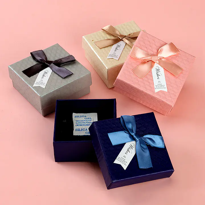Bow-tie Gift Box - Master